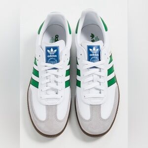 Men’s Adidas Samba OG Sneaker in White/Green Size 9.5